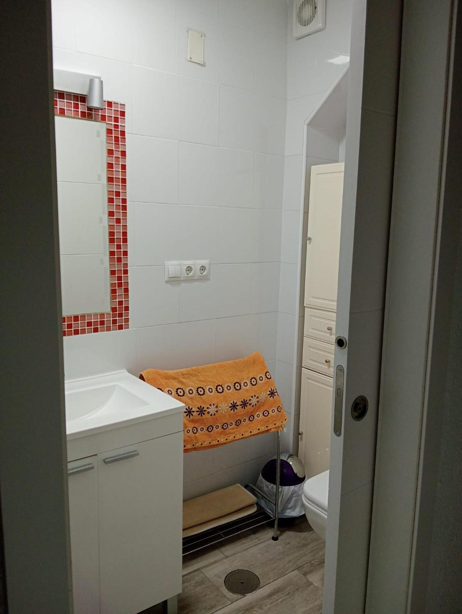 Habitacion Piso Particular En カスティジェハ・デ・ラ・クエスタ エクステリア 写真