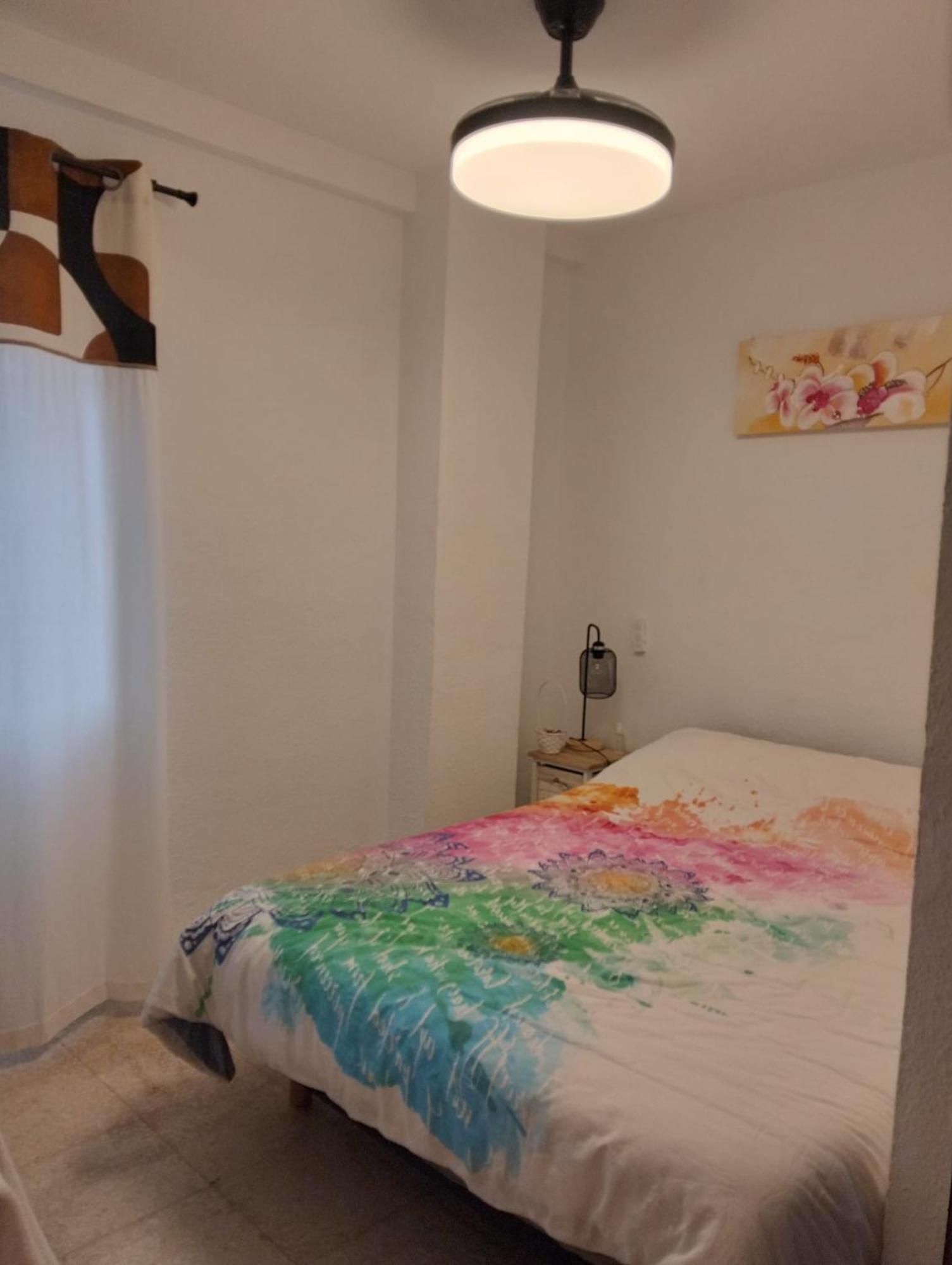 Habitacion Piso Particular En カスティジェハ・デ・ラ・クエスタ エクステリア 写真